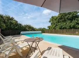 Les Artals- Villa avec piscine 12m, boulodrome