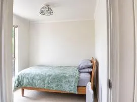 Double Room B Woody House By QCA