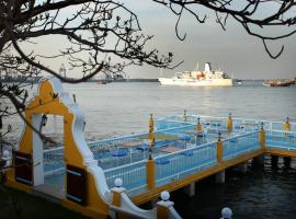 Bloom Boutique Waterfront Fort Kochi, hotel in Kochi