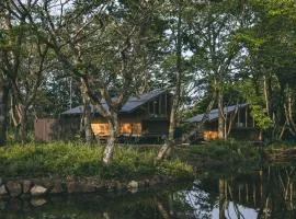 Earthboat Nasu 那須 Private Sauna and Onsen 専用薪サウナ 一棟貸しグランピング ペット可 ケージフリー
