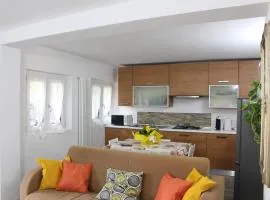 TAVANIs HOUSE
