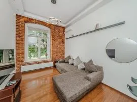 Historic Red Brick Loft Near Center