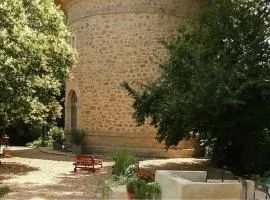 Amazing Home In Aimargues