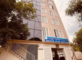 FabHotel Silver Leaf Grand