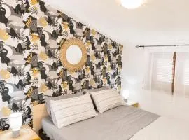 Cozy Stay near Torre Talao & Historic Centre