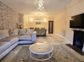 Crescent view penthouse - Luxury Apartment Central Buxton