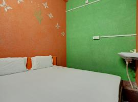 OYO Hotel Small Town, hotel en Aligarh