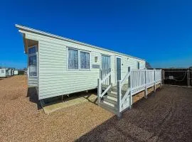 4 Berth Nearby Hunstanton Beach In Norfolk Ref 13018L