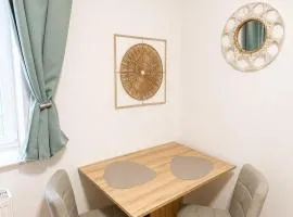 Small apartment Sankt Poelten near hospital and train station