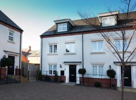 DBS Serviced Apartments - The Townhouse, Ferienunterkunft in Castle Donington