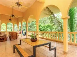 Mission Villas, Big Creek, Isla Colon, Bocas del Toro, Panama