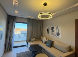 L'Escale Suites - Tamuda Bay By 7AV HOTELS, viešbutis mieste Marina Smiras