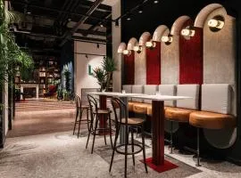 Ruby Lilou Hotel Marseille by IHG