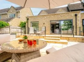 2a Lifford Gardens