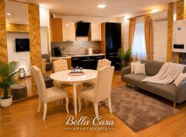 Bella Casa Apartments, hotel em Făgăraş