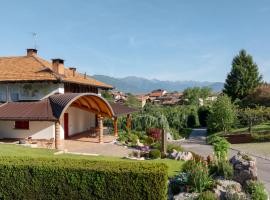 Agritur Golden Pause, hotel di Ton