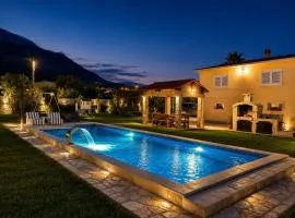 La Hacienda Percobic-Serenity & private pool