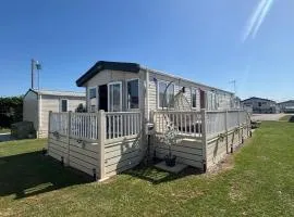 3 Bedroom Family friendly - Seaview Holiday Park