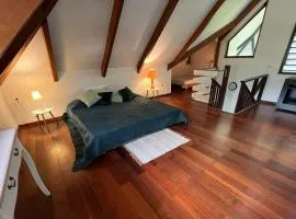 FARE APE - Modern bungalow near airport