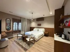 Atrah Quiet Stylish Studio