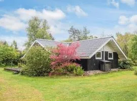 6 person holiday home in Oksbøl