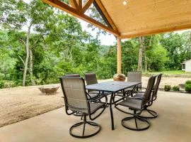 White River Retreat! Family Cabin