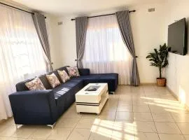 2 Bed Cottage close to Westgate Shopping Centre