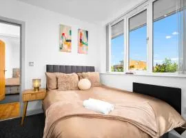 Uebert Heights 2bed Slps up to 6 Central Cannock Location 5min Walk to Cannock Town