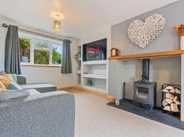 #135 Lux Countryside Retreat with HotTub - Sleeps 7