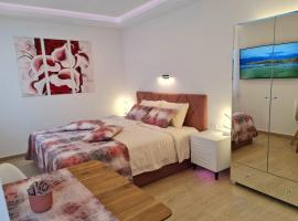 Restaurant & Apartments Getaway Pri Kobalu، فندق في فيبافا