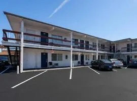 Travelers Inn by OYO Longview Kelso