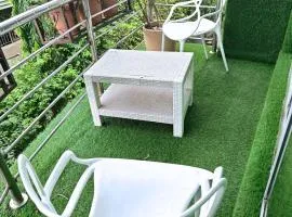 Luxury 1 Bedroom in the Heart of Ikeja GRA, Big Balcony, Big parlor, 24 Power, WiFi