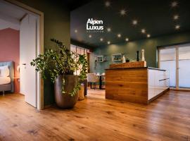 COLORGRAM - Colorful Loft with Terrace, hotel a Kramsach