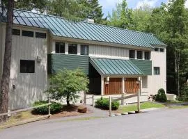 Snowsbrook 15 WV Waterville Valley Vacation Condo
