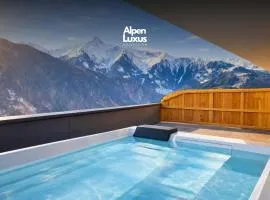 SKYLINE Chalet - Two-Level Penthouse with Private Whirlpool