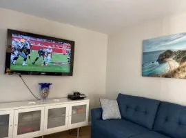 Spacious 3BR house near aquarium and beach