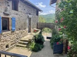 Gîte Au bout du rêve dans les monts d'Ardèche