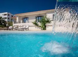 Seaside family friendly house with a swimming pool Barbat, Rab - 22081