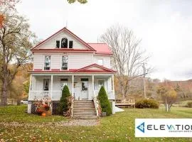 Slatyfork Homestead - Cozy Farmhouse Near Snowshoe