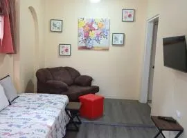 Cool Kingston Rest
