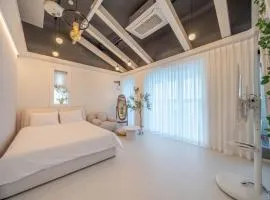 Samcheok Pureun Bada Pension