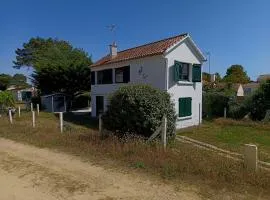 Appartement lumineux terrasse - 4 pers. - FR-1-540-338