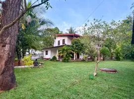 Serene Minuwangoda, 10 mins Airport Katunayake