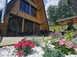 Hill House Doftana