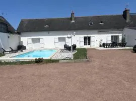 Magnifique suite piscine partagée chauffée