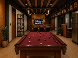 Luxury Industrial Vault, Wifi, Dry Cleaning, 5 rooms, Pool, hotel sa Arequipa