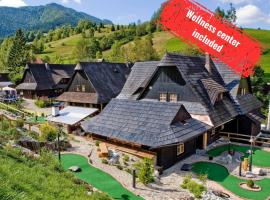 Wellness rezort Jánošíkov dvor: Zázrivá şehrinde bir otel