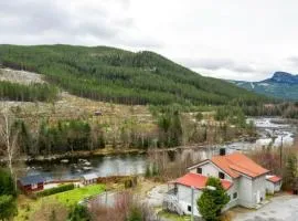 Riverside rooms, apartments, cabins