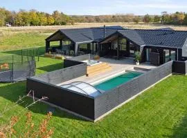 Gorgeous Home In Højby With Kitchen