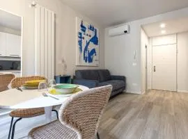 Il Blu monolocale contemporaneo e balcone Bergamo